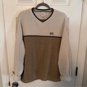 BDG V-Neck Sweater - Cream and Brown